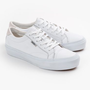 Court DX True White